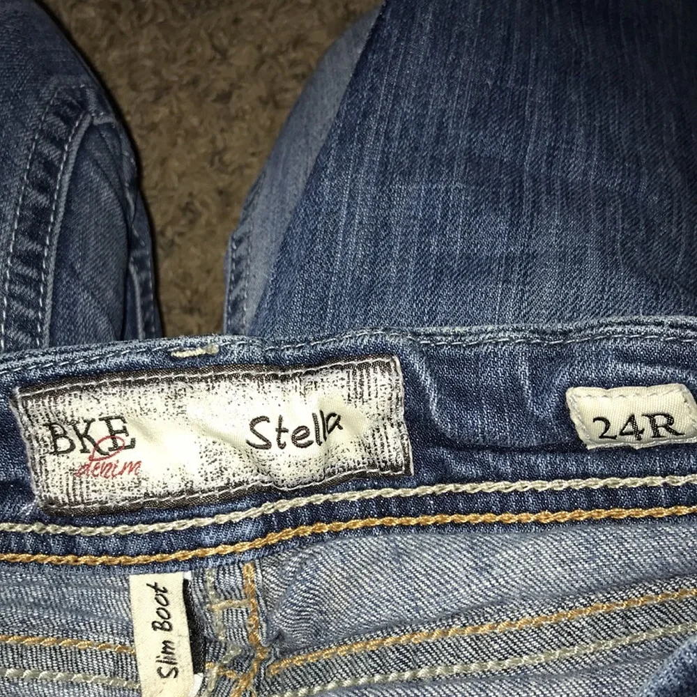 Jeans - Picture 3 of 4
